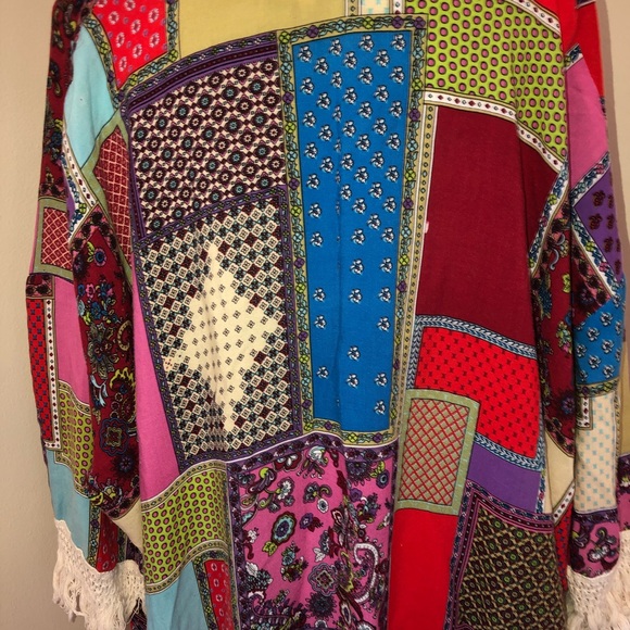 Entro Multi Collage Kimono w/Tassels,Size-Large - Picture 7 of 8